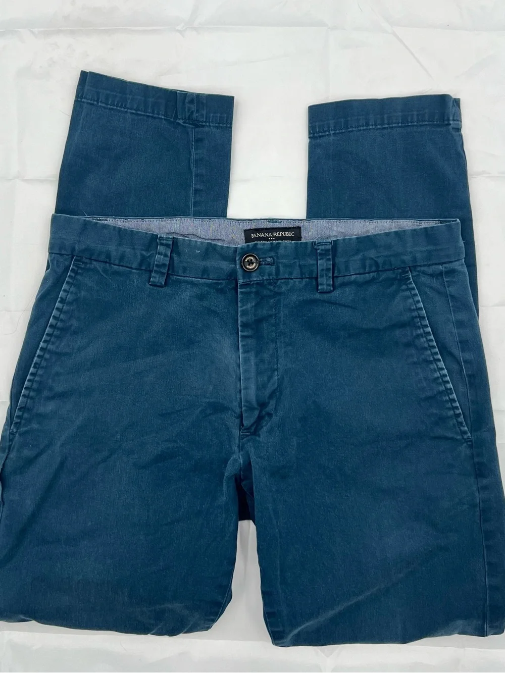 J012 Banana Republic Men’s Navy Blue Chino Pants